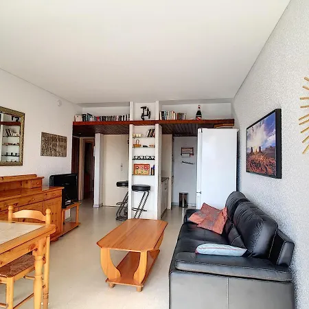 Ff3 Avec Grande Terrasse, Proche Et Port, Parking - Fr-1-715-53
