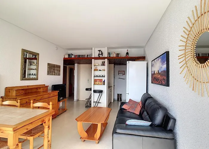Ff3 Avec Grande Terrasse, Proche Et Port, Parking - Fr-1-715-53
